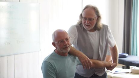 Fascial Therapy Approach to the Spine, Scapula and Thorax with Steven Goldstein